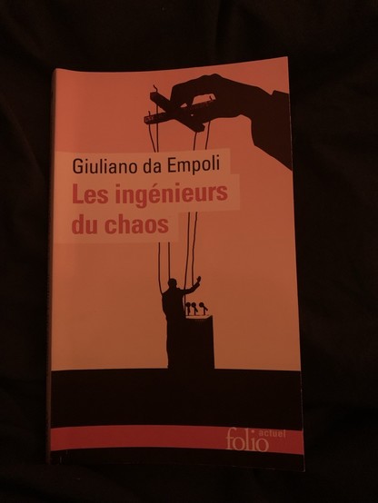 Couverture du livre de Giuliano da Empoli : Les ingénieurs du chaos